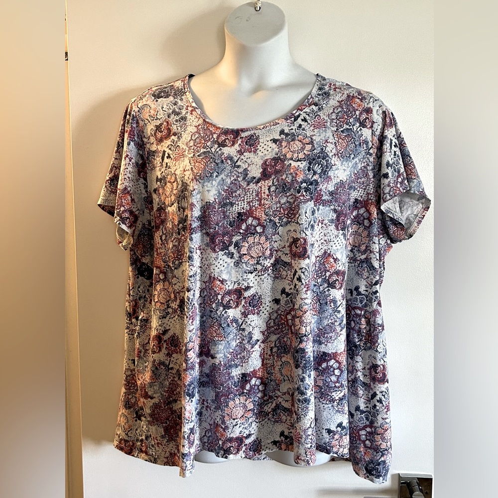 J. Jill 3x Elliptical Tee cotton Print